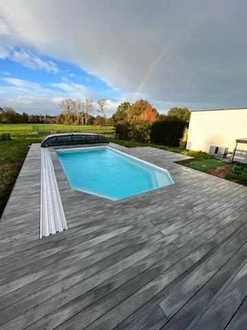 construction de piscines chateau gontier