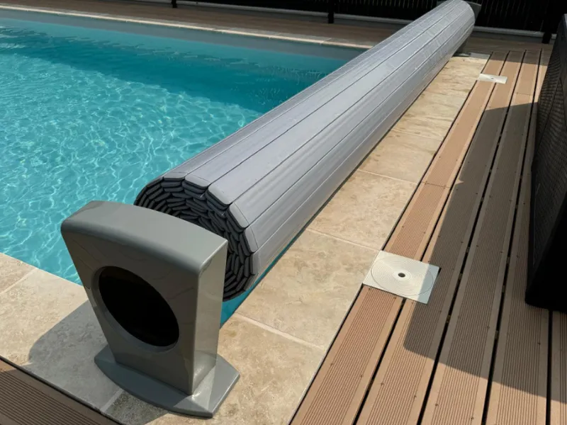 couverture piscine vitre