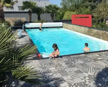 piscine polyester Château Gontier-4