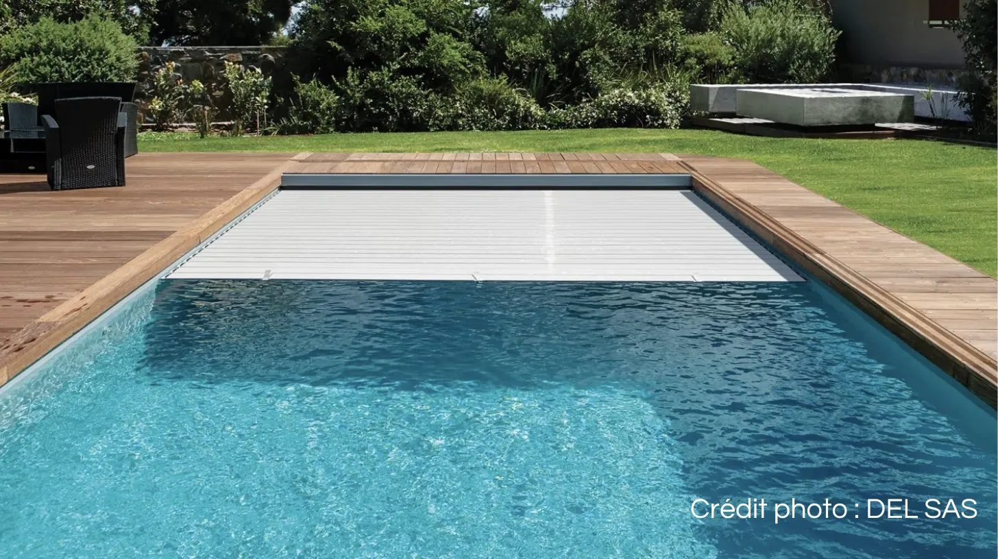 piscine polyester chateau gontier