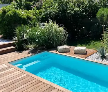 piscine polyester Laval-2